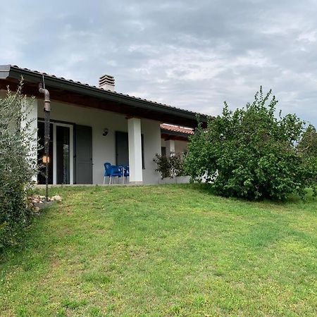 Casa Vacanze Al Capriano Appartamento Lampone Cantello Εξωτερικό φωτογραφία